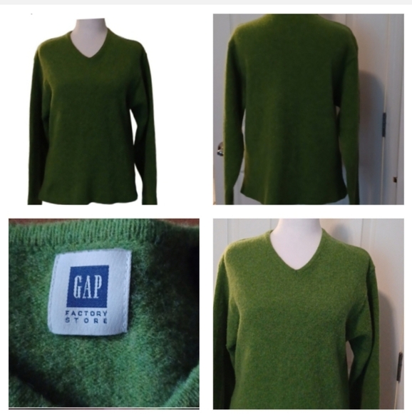 💙🌺GAP Olive V-Neck Pullover - Picture 1 of 10